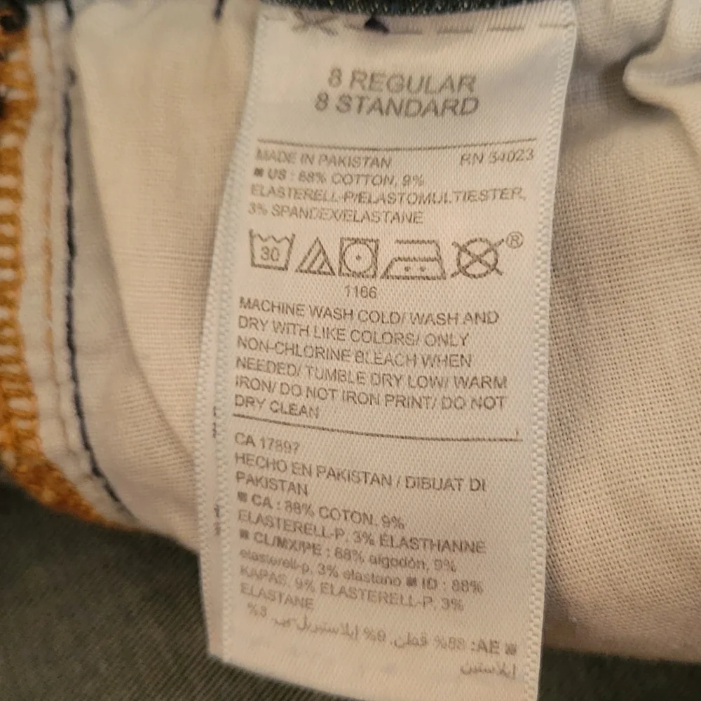 Jeans - Picture 3 of 4